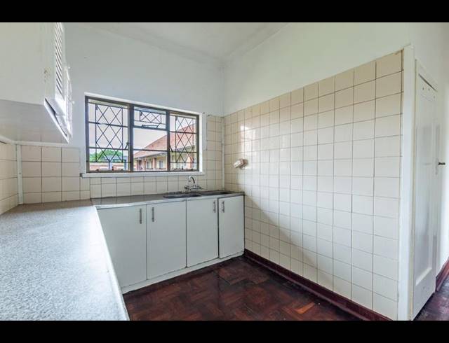 2 BEDROOM APARTMENT FOR SALE IN PELHAM